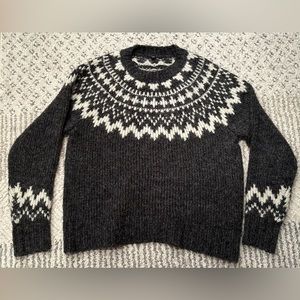 Women's Uniqlo fairisle collar sweater, size M but fits like L